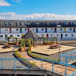 Private Double Bedroom In Front Of The Port - Séjour chez l'habitant Galway